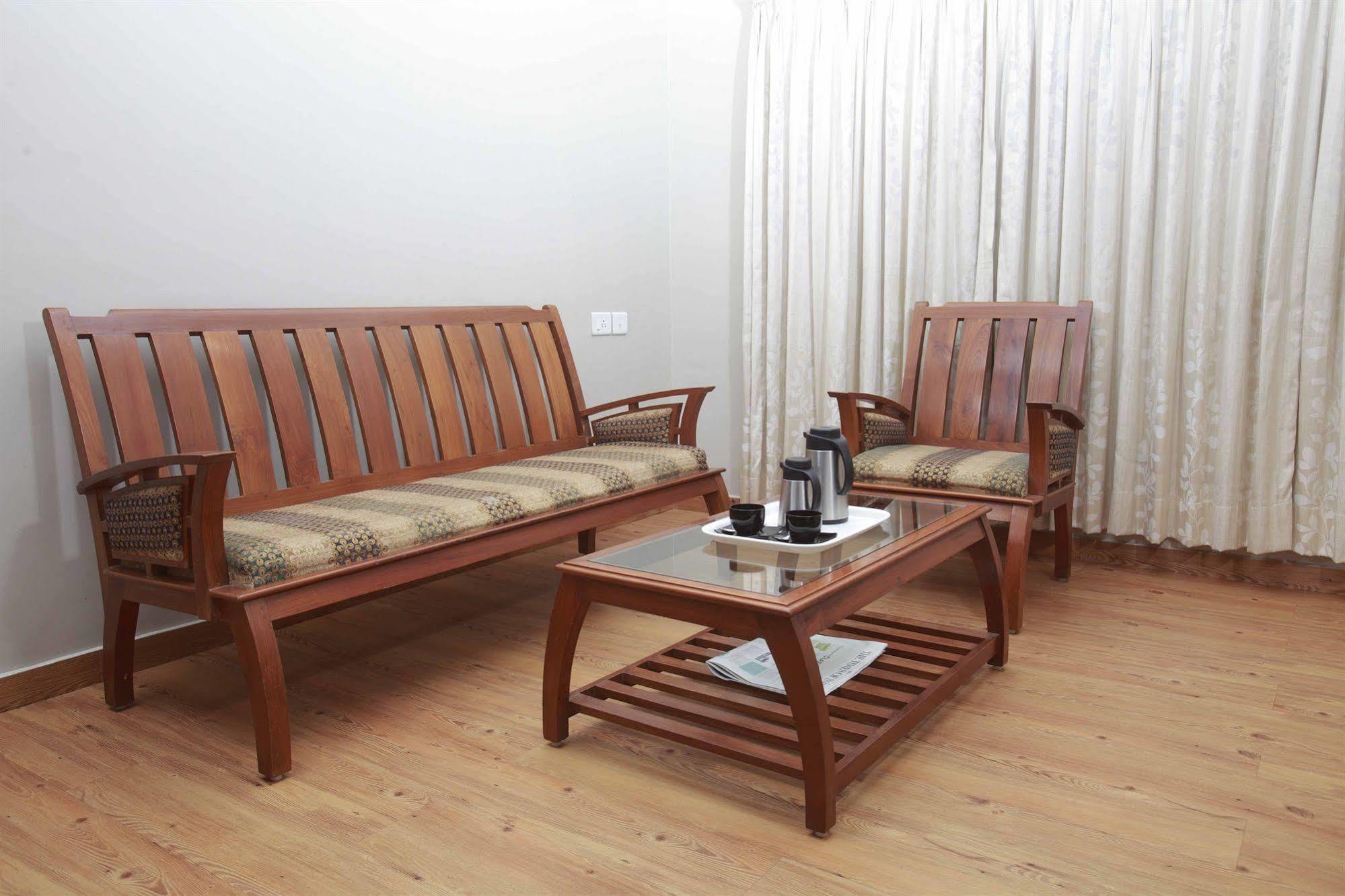 Hotel Crescent Inn Chennai Eksteriør billede