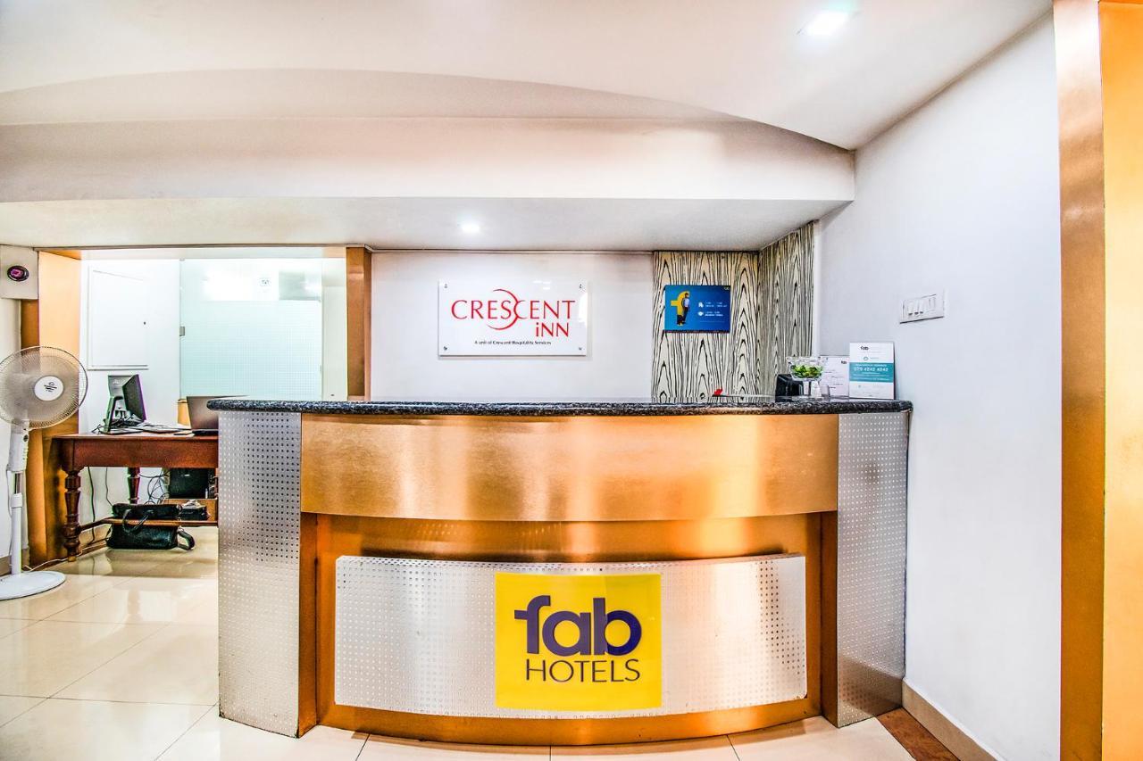 Hotel Crescent Inn Chennai Eksteriør billede