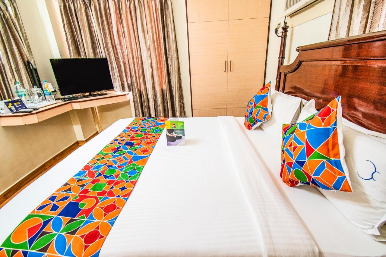 Hotel Crescent Inn Chennai Eksteriør billede