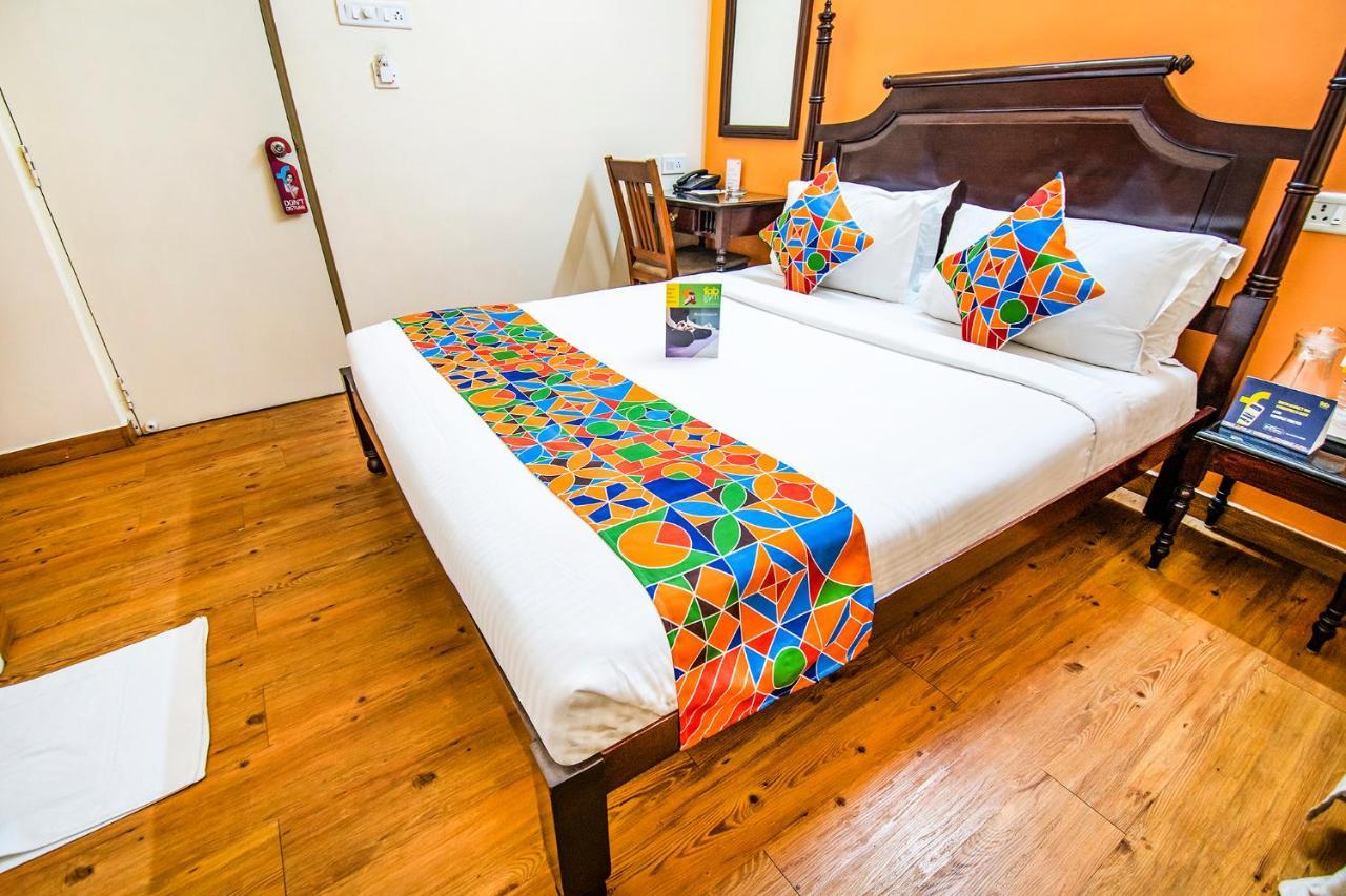 Hotel Crescent Inn Chennai Eksteriør billede