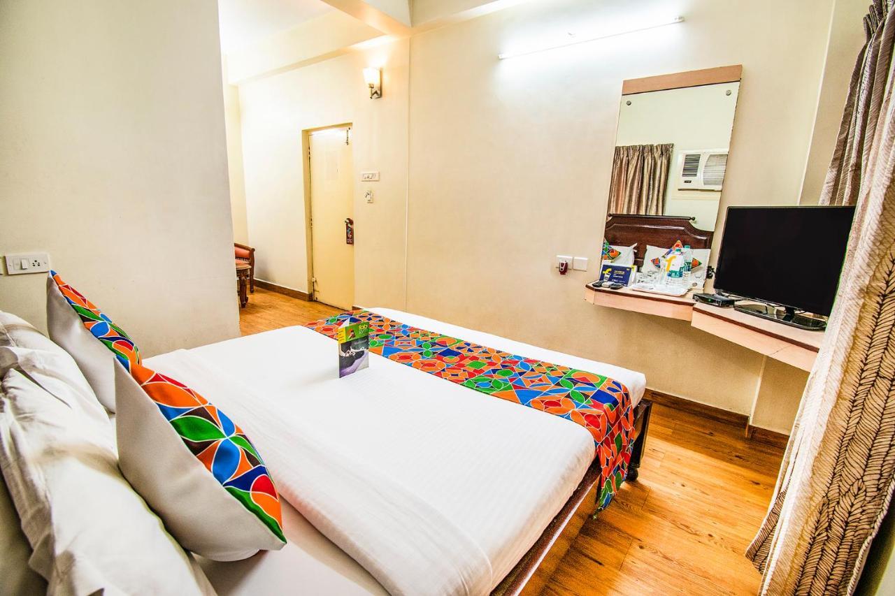 Hotel Crescent Inn Chennai Eksteriør billede