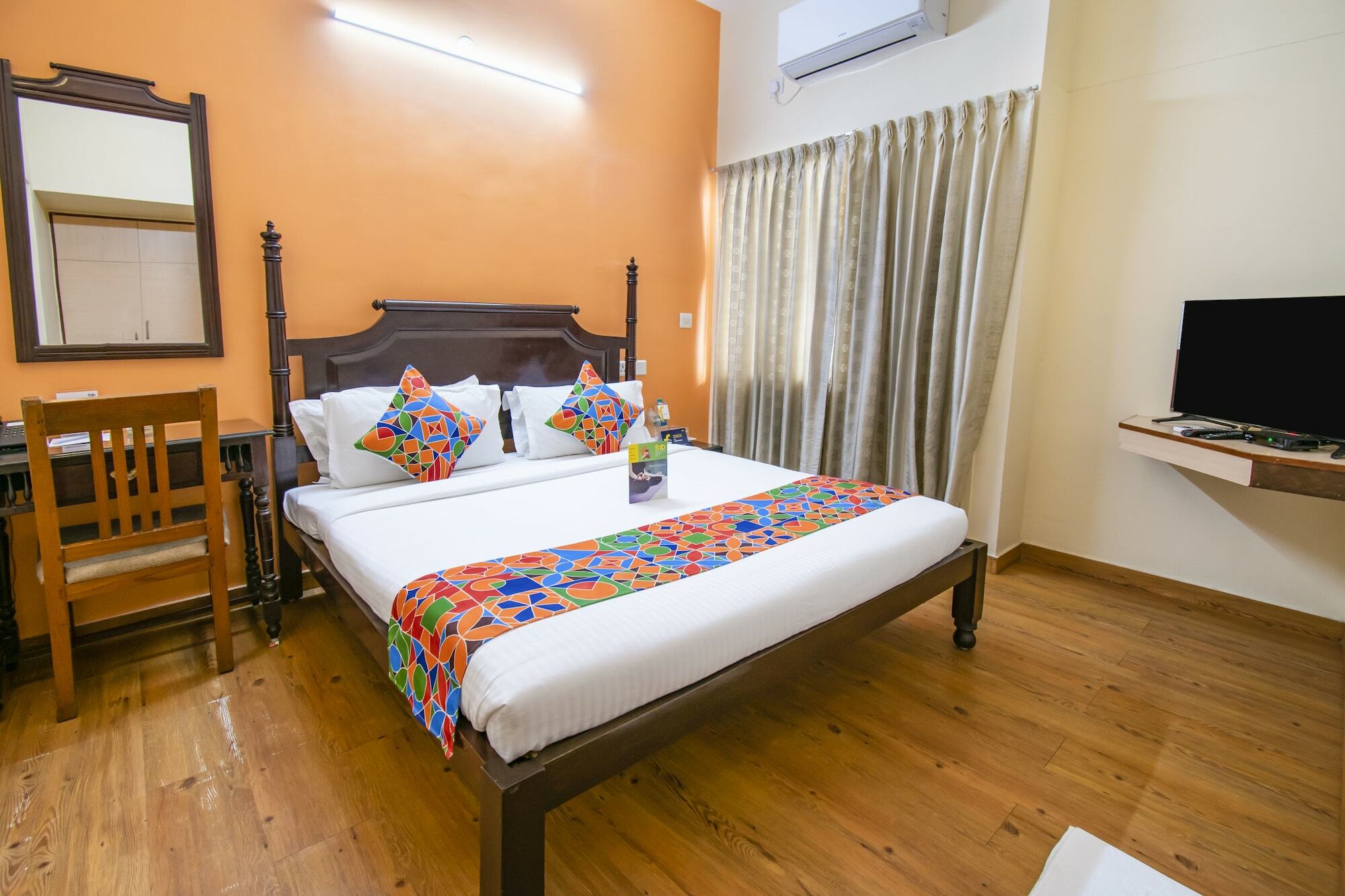 Hotel Crescent Inn Chennai Eksteriør billede